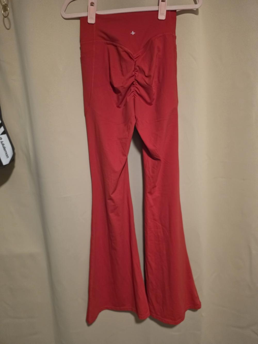 HALARA Red Boot Cut Flare Pants with Ruched Back